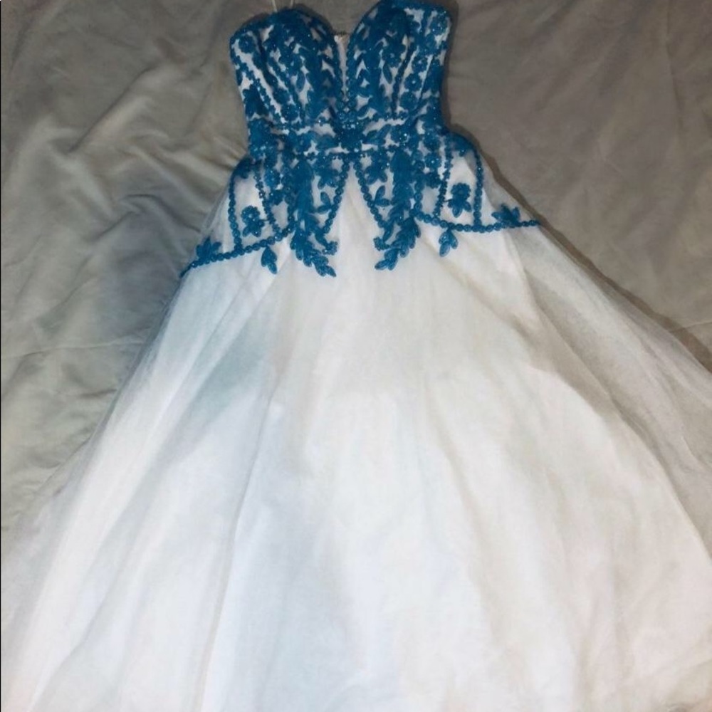 White and blue A-line prom dress
